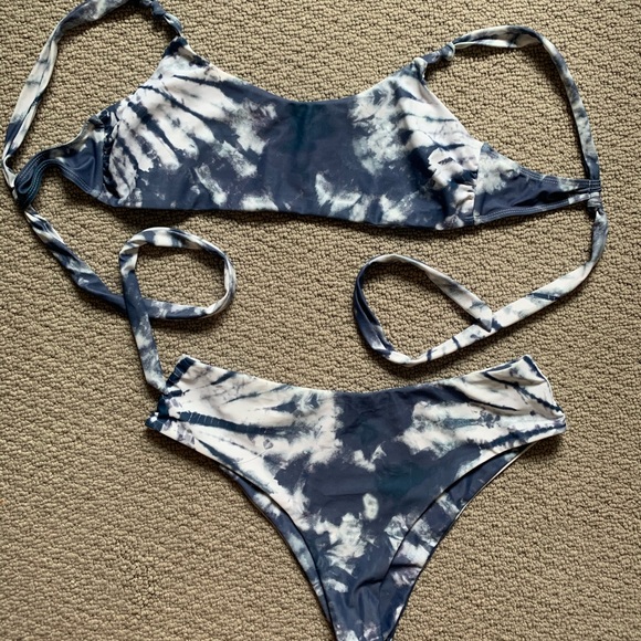 Zaful bikini - Picture 1 of 4